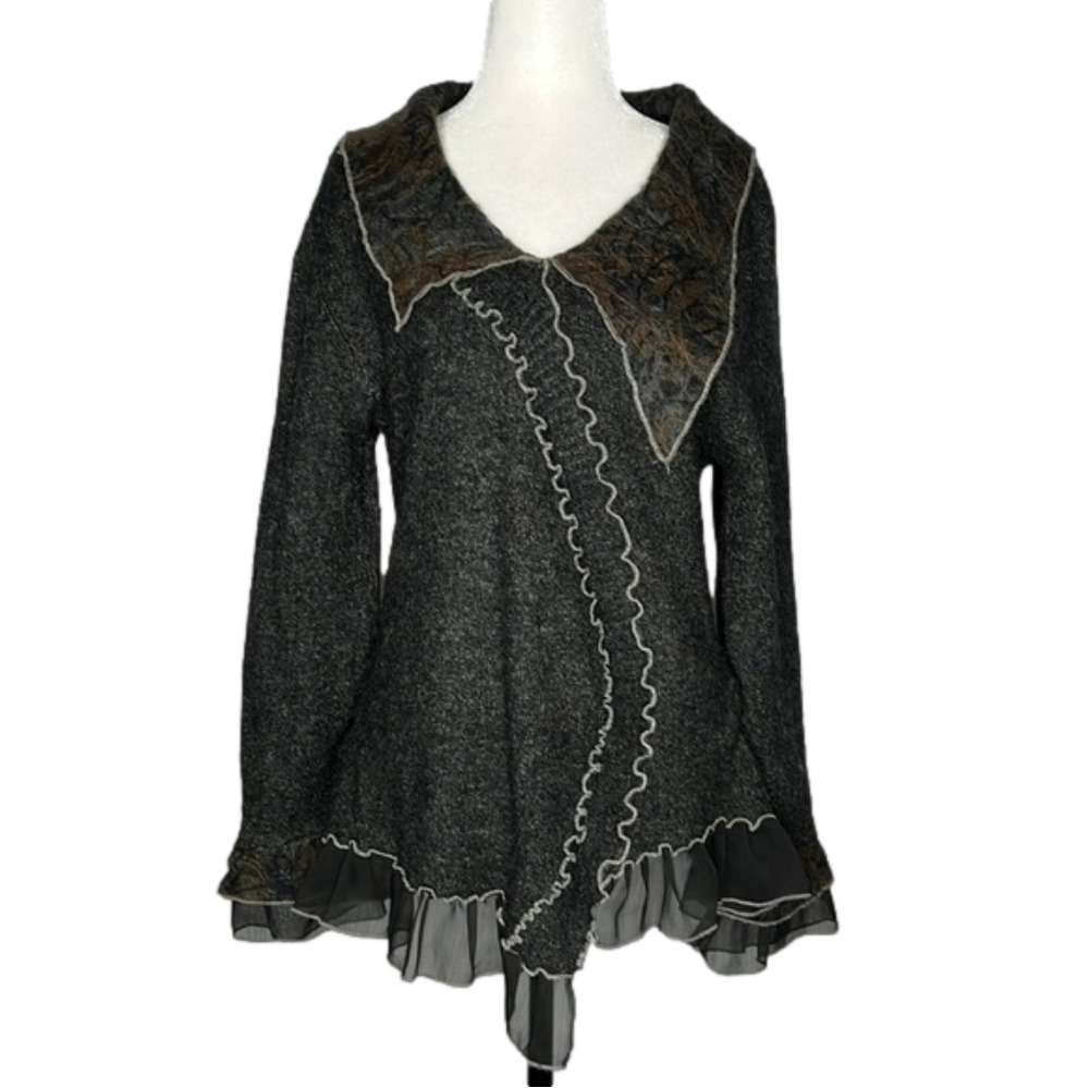 Super cute gray sweater with oversized collar and ruflled hem and cuff